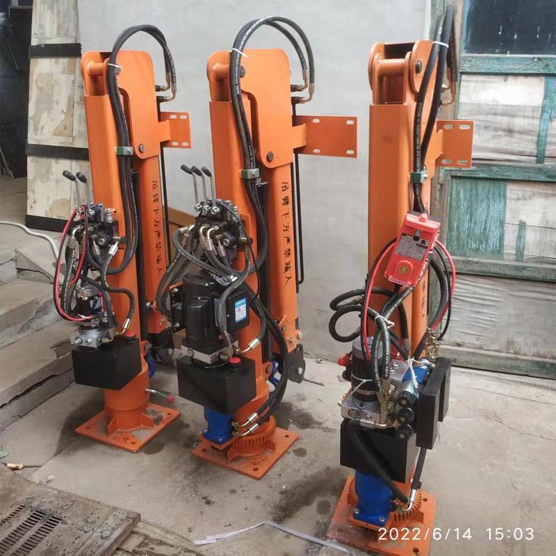 新抚区重汽蓝牌随车吊 3.2吨 国六动力强 液压驱动 农用自卸起重机